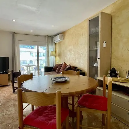 Apartment Rocamaura I D 1-2 *